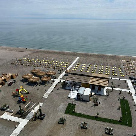 Sea On Aparthotel Mamaia Exterior photo